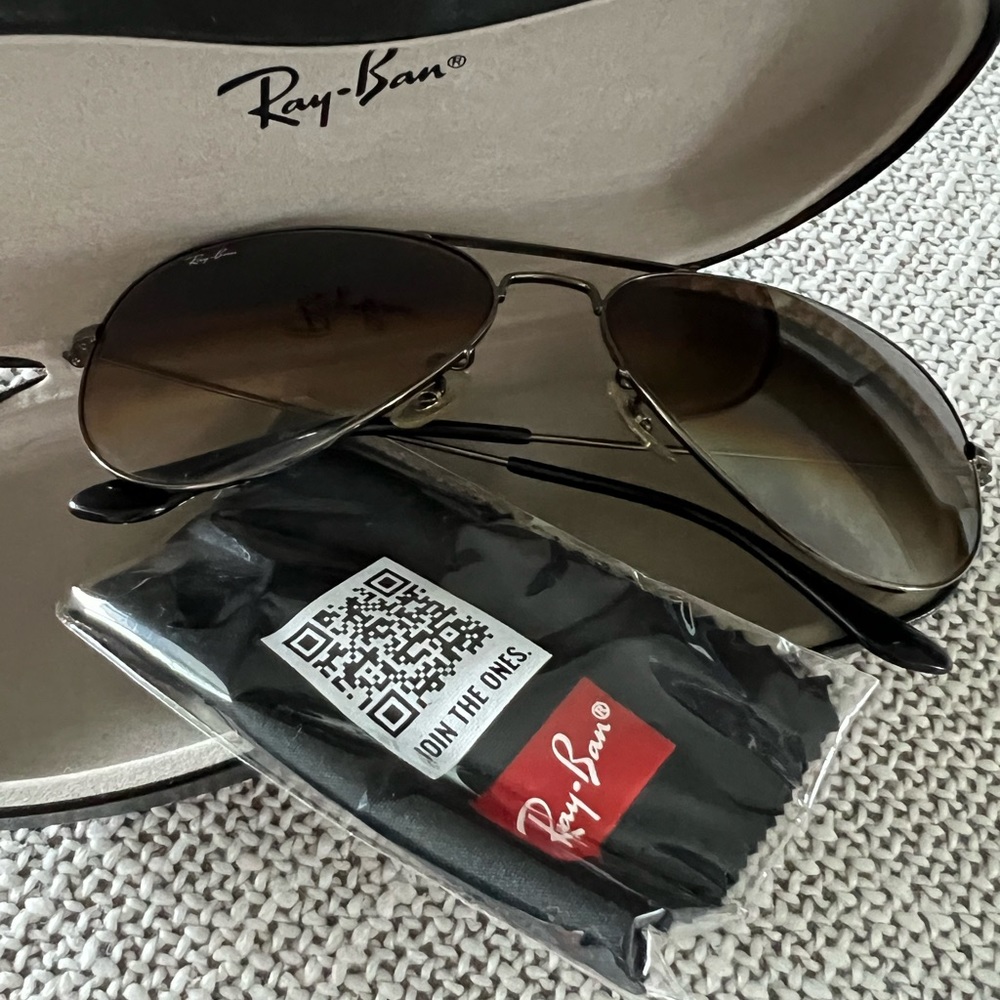 Rayban aviator